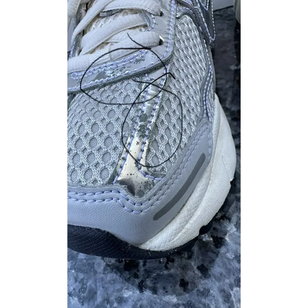 Used Nike Zoom Vomero 5 Women's Size 8 Photon Dust/Chrome-Gridiron FD0884-025